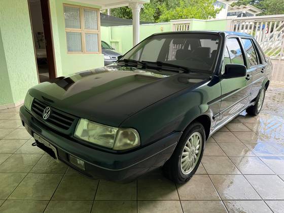 VOLKSWAGEN SANTANA 2.0 MI 8V GASOLINA 4P MANUAL